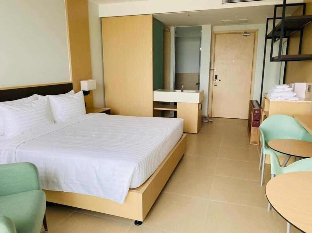Arena Cam Ranh Beach Resort Mieu Ong Екстер'єр фото